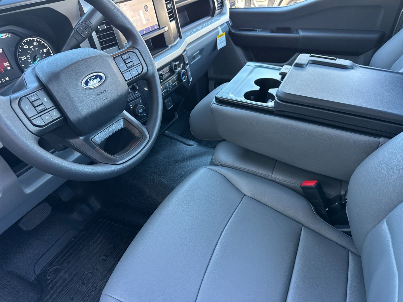 New 2026 Ford F550 4x4 Regular Cab Super Duty image 10