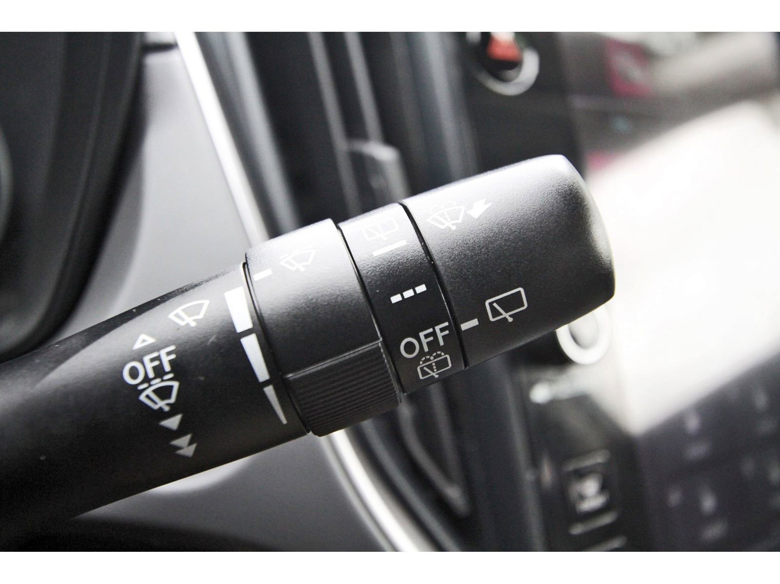 Used 2024 Subaru Crosstrek 2.0i Premium AWD/4WD image 18