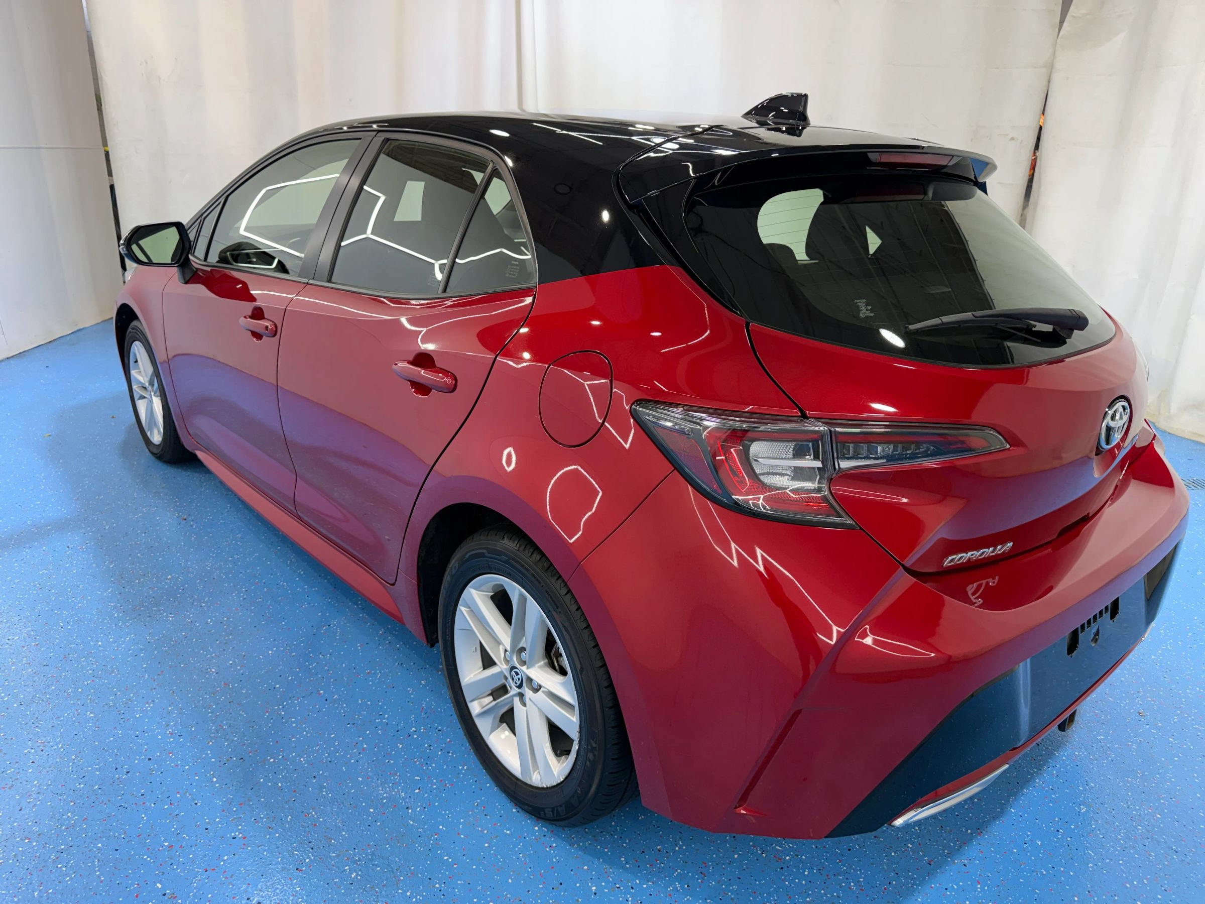 Used 2021 Toyota Corolla SE FWD image 7