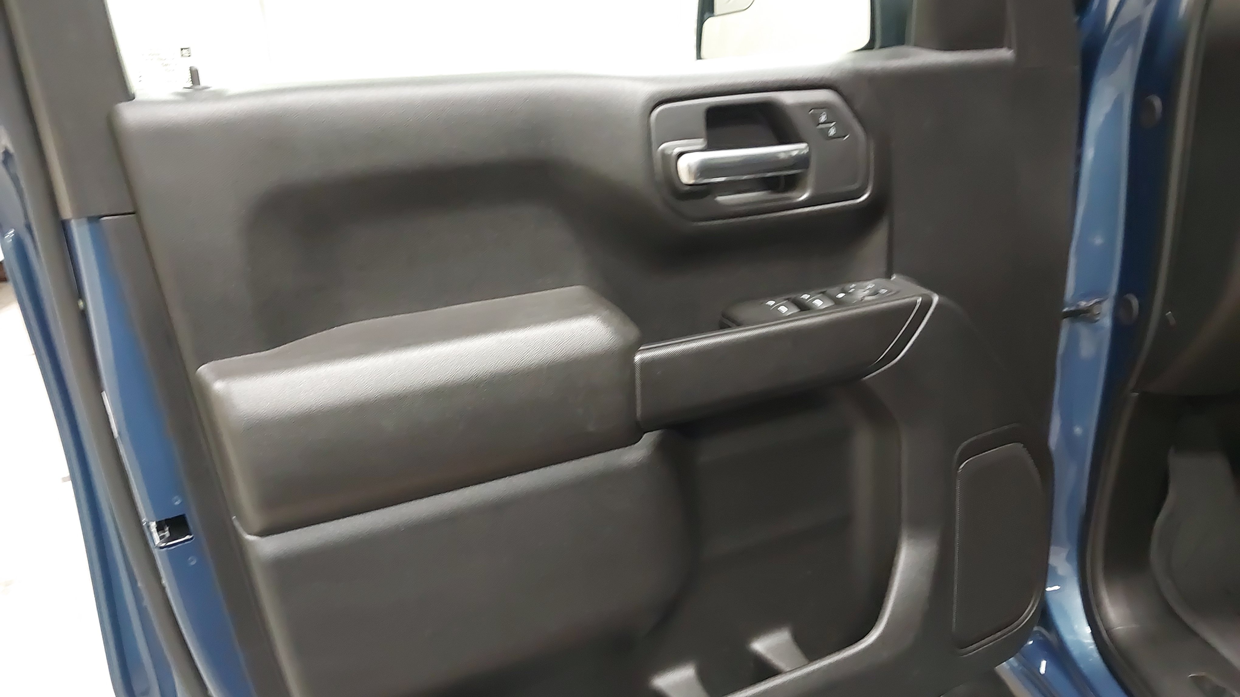 Used 2024 Chevrolet Silverado 1500 Custom AWD/4WD image 24