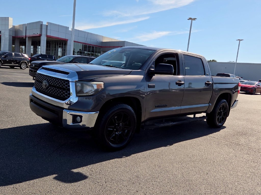 Used 2018 Toyota Tundra SR5 w/ SR5 Upgrade Package RWD image 3