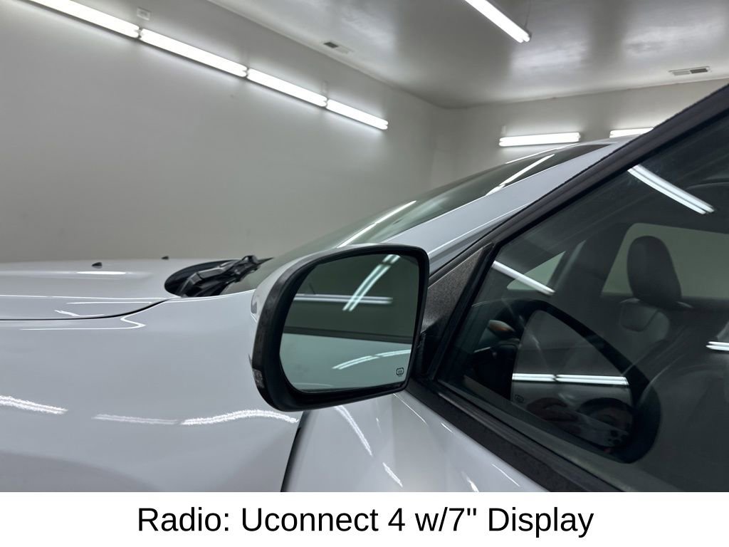 Used 2021 Jeep Cherokee Latitude Plus image 18