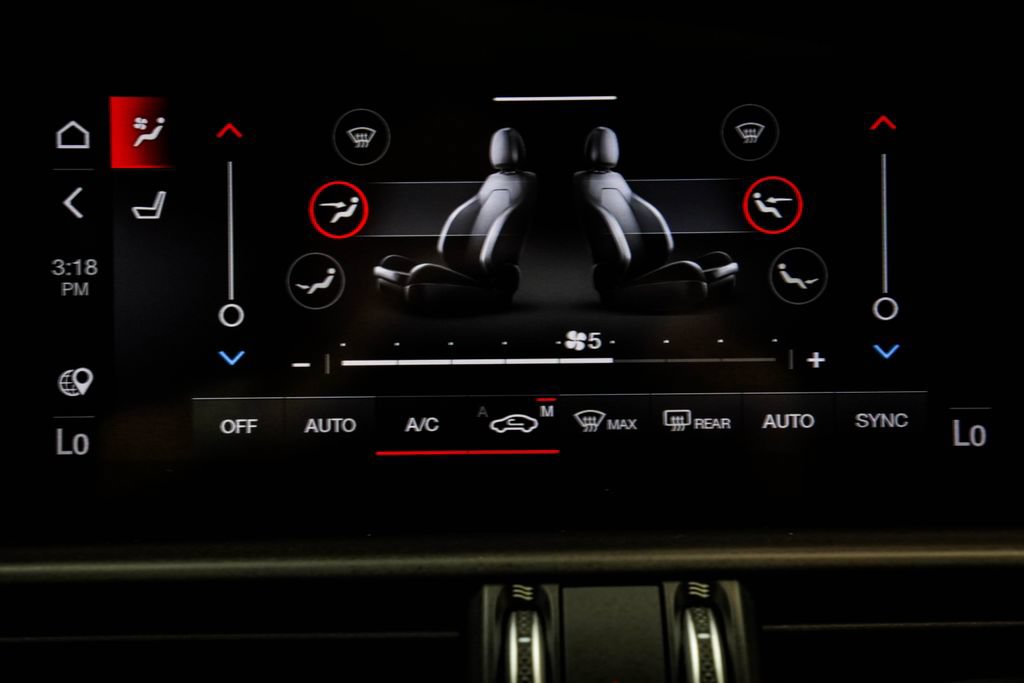 Used 2022 Alfa Romeo Giulia Veloce RWD image 32