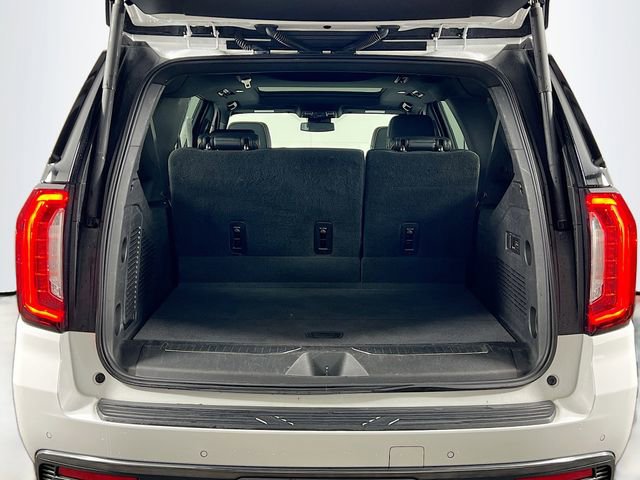 Used 2023 GMC Yukon XL AT4 w/ Technology Package AWD/4WD image 28