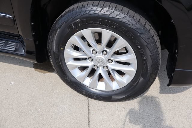 Used 2014 Lexus GX 460 w/ Premium Package AWD/4WD image 7