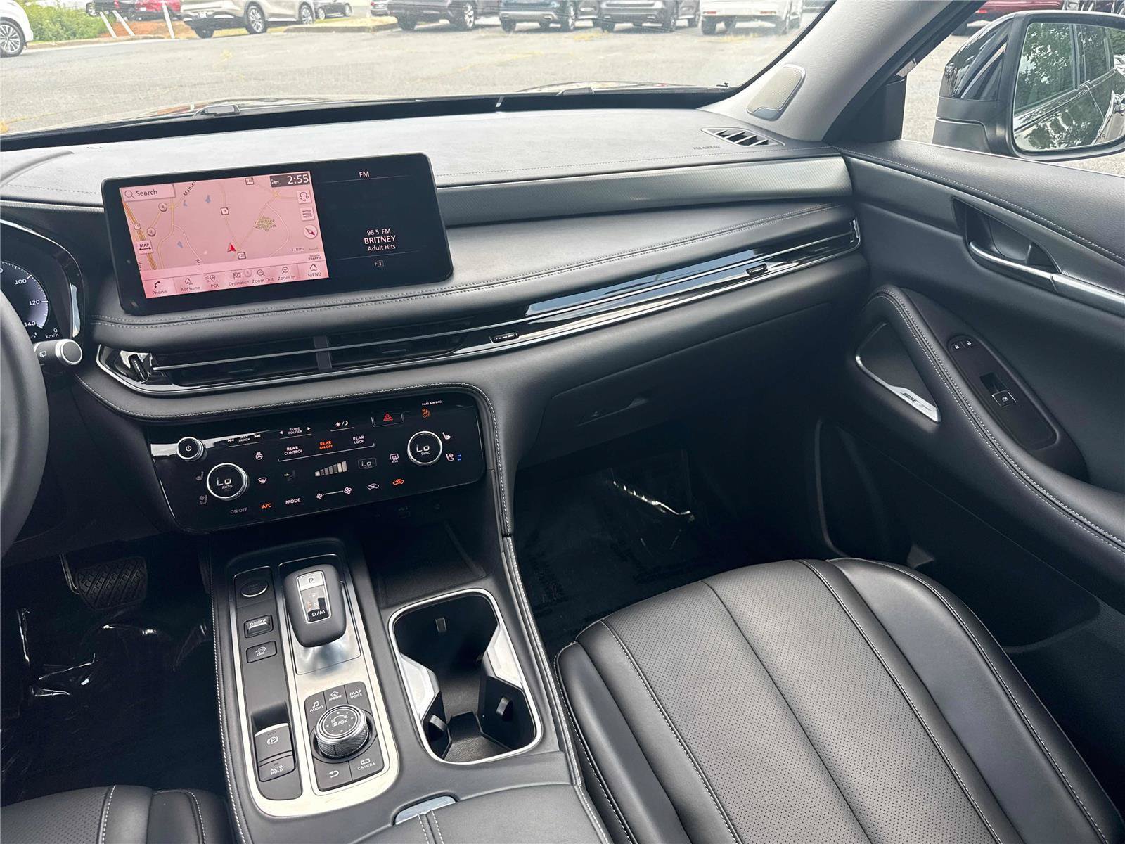Used 2025 INFINITI QX60 Luxe w/ Cargo Package FWD image 15