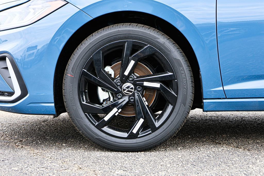 New 2026 Volkswagen Jetta SE FWD image 22