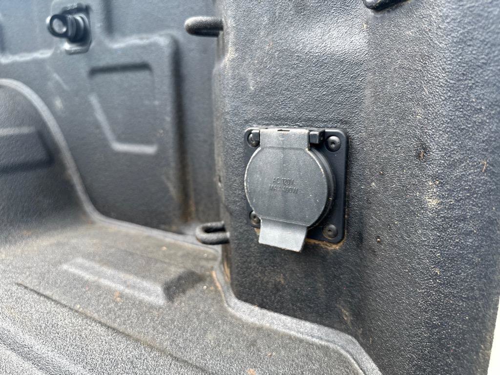 Used 2024 GMC Sierra 1500 Pro w/ Pro Value Package image 28