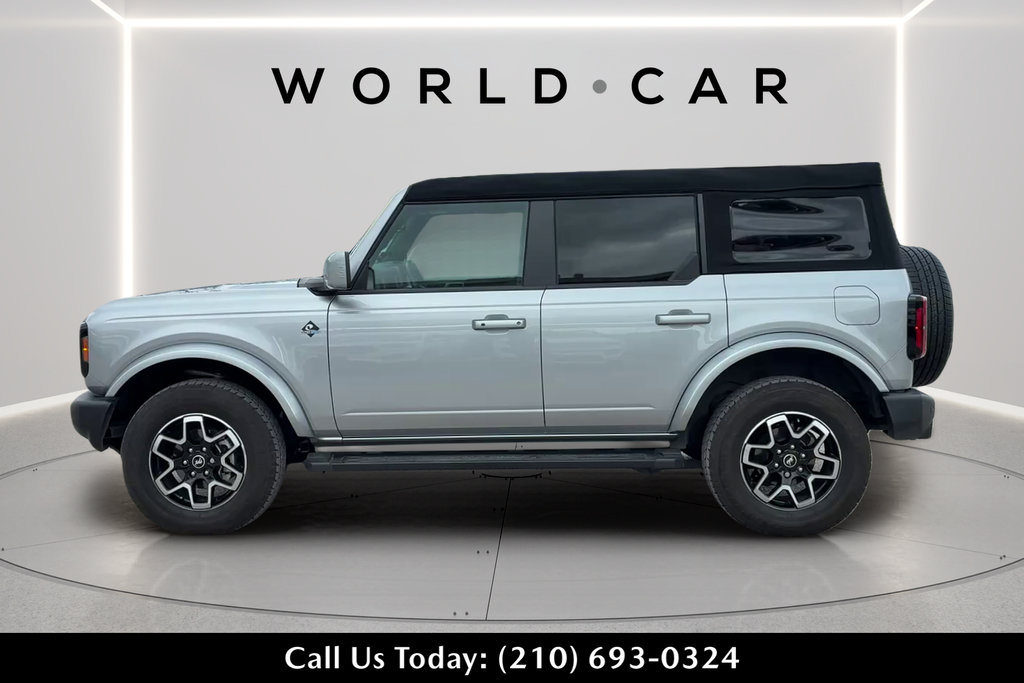 Used 2024 Ford Bronco Outer Banks AWD/4WD image 6