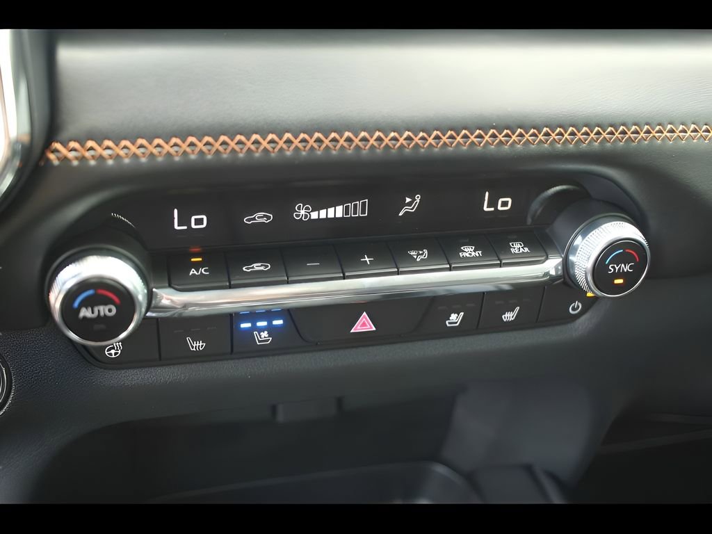 Used 2025 MAZDA CX-50 2.5 Turbo w/ Cargo Package image 15