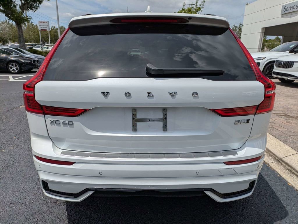 Used 2024 Volvo XC60 B5 Ultimate w/ Protection Package Premier AWD/4WD image 5