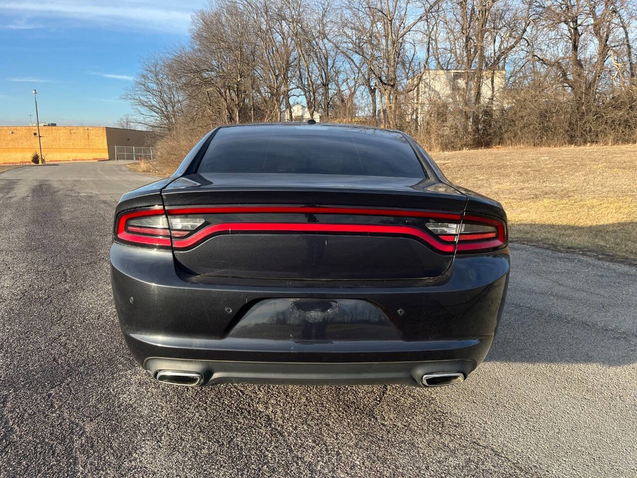 Used 2016 Dodge Charger SE w/ Popular Equipment Group image 4