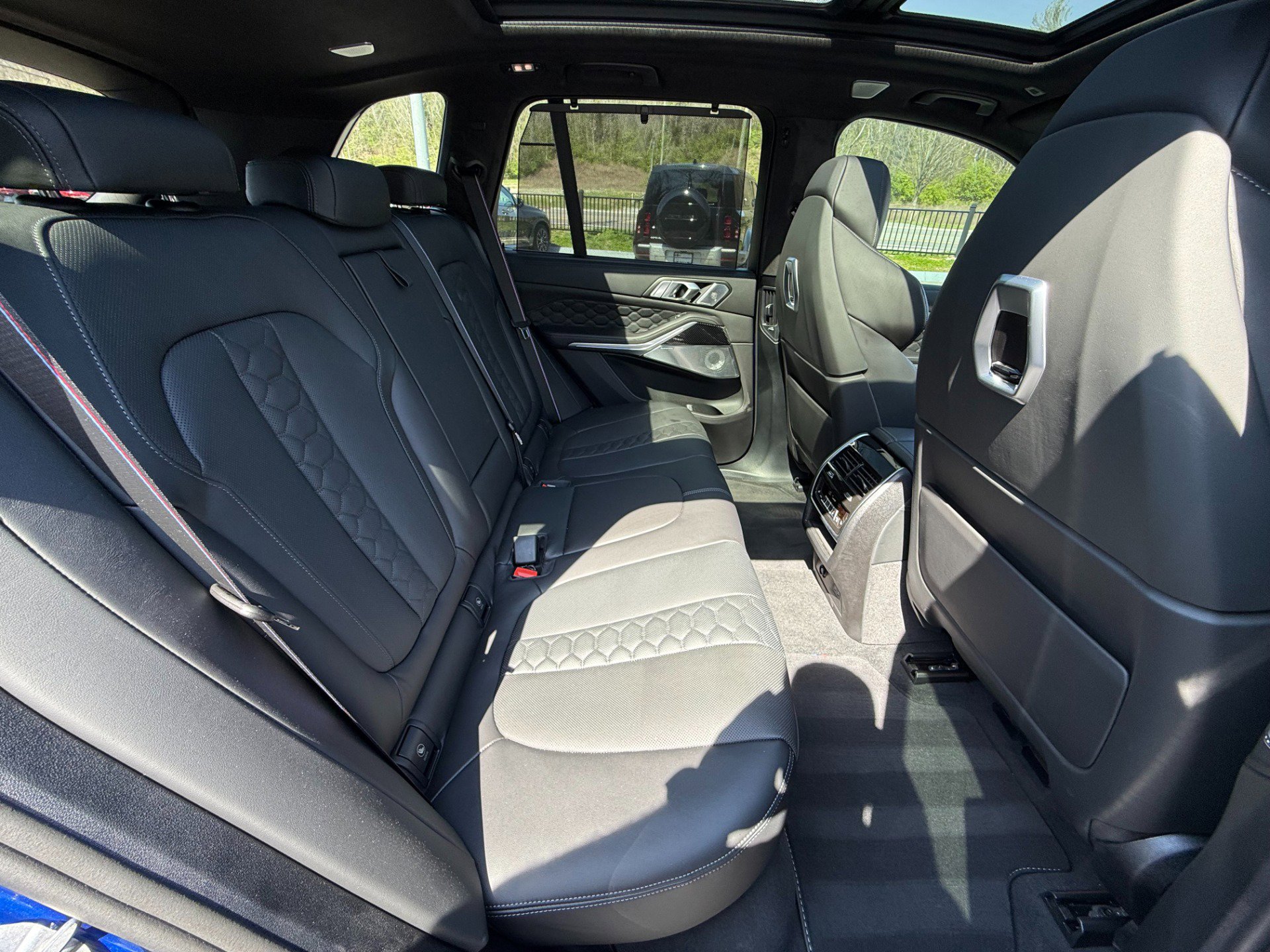 Used 2026 BMW X5 M Competition w/ Executive Package AWD/4WD image 30