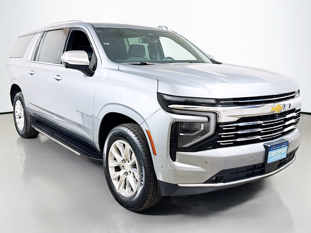 Certified 2025 Chevrolet Suburban Premier RWD image 3