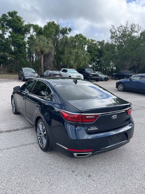 Used 2019 Kia Cadenza Technology image 2
