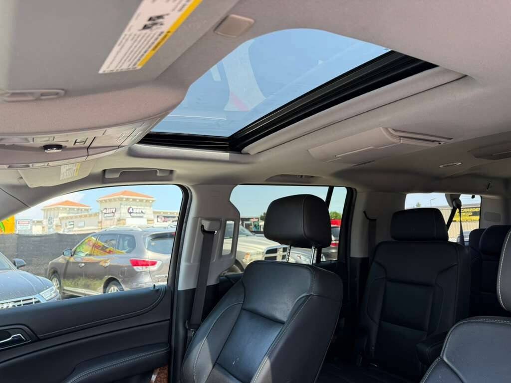 Used 2019 Chevrolet Suburban Premier RWD image 36
