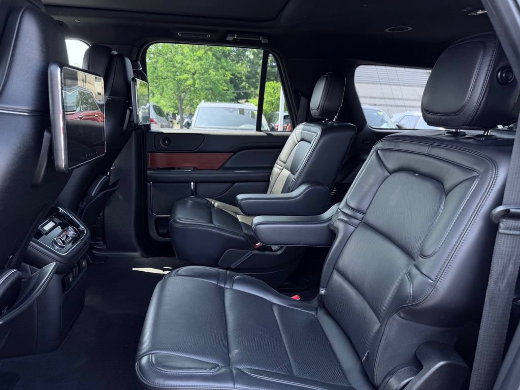 Used 2019 Lincoln Navigator L Reserve AWD/4WD image 25