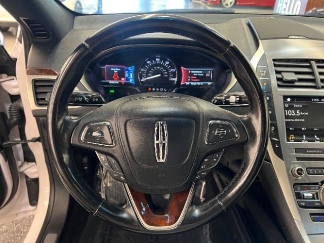 Used 2018 Lincoln MKZ Reserve w/ Technology Package FWD image 11