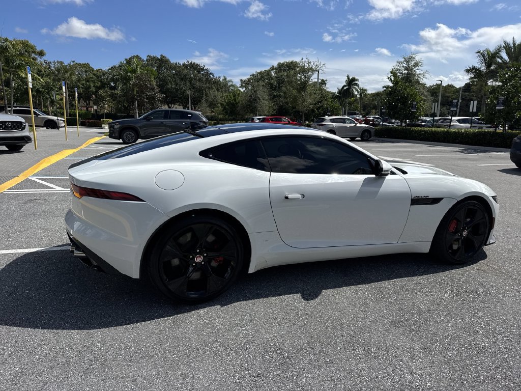 Used 2023 Jaguar F-TYPE Coupe RWD image 4