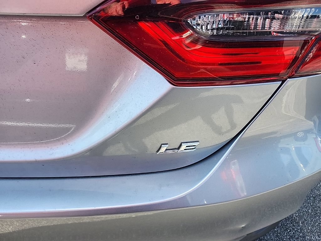 Used 2023 Toyota Camry LE FWD image 14