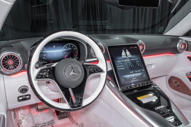 New 2026 Mercedes-Benz Maybach SL 680 image 16