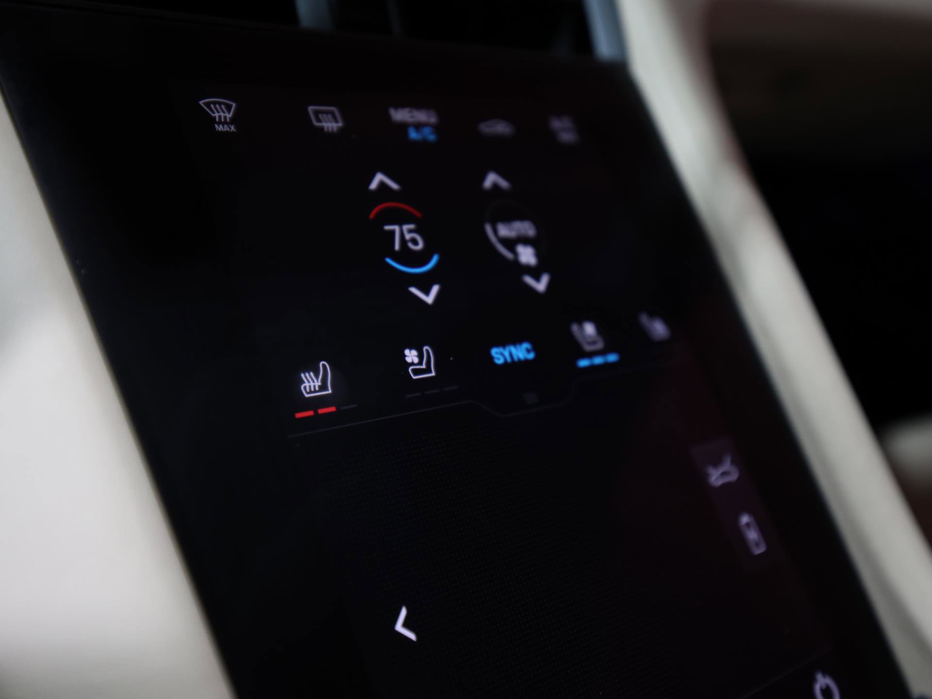 Used 2023 Porsche Taycan GTS image 29