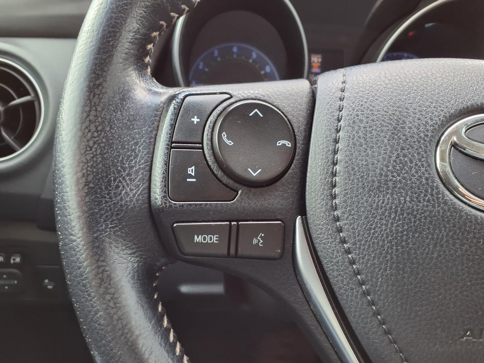 Certified 2018 Toyota Corolla iM FWD image 22