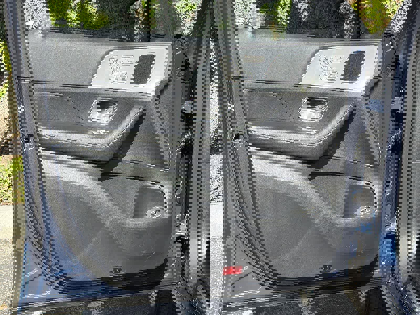 Used 2024 Mercedes-Benz GLE 450e 4MATIC image 23