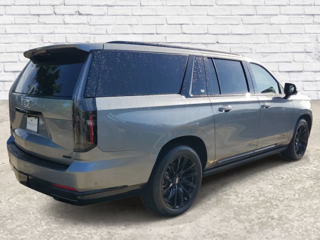 Used 2025 Cadillac Escalade ESV Sport Platinum w/ LPO, Floor Liner Package AWD/4WD image 4