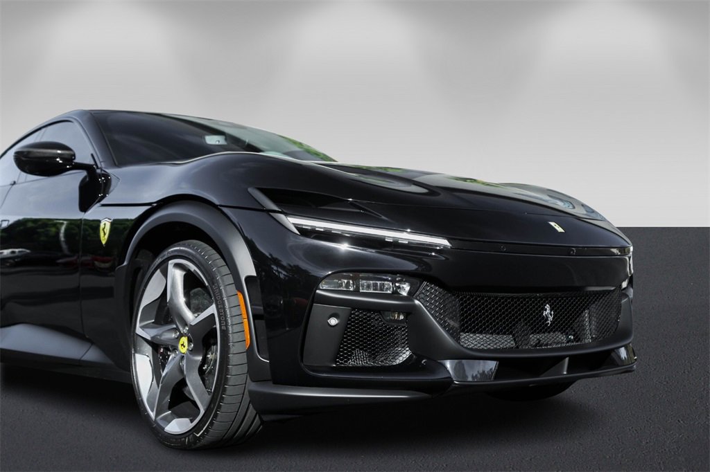 Certified 2024 Ferrari Purosangue Base image 9