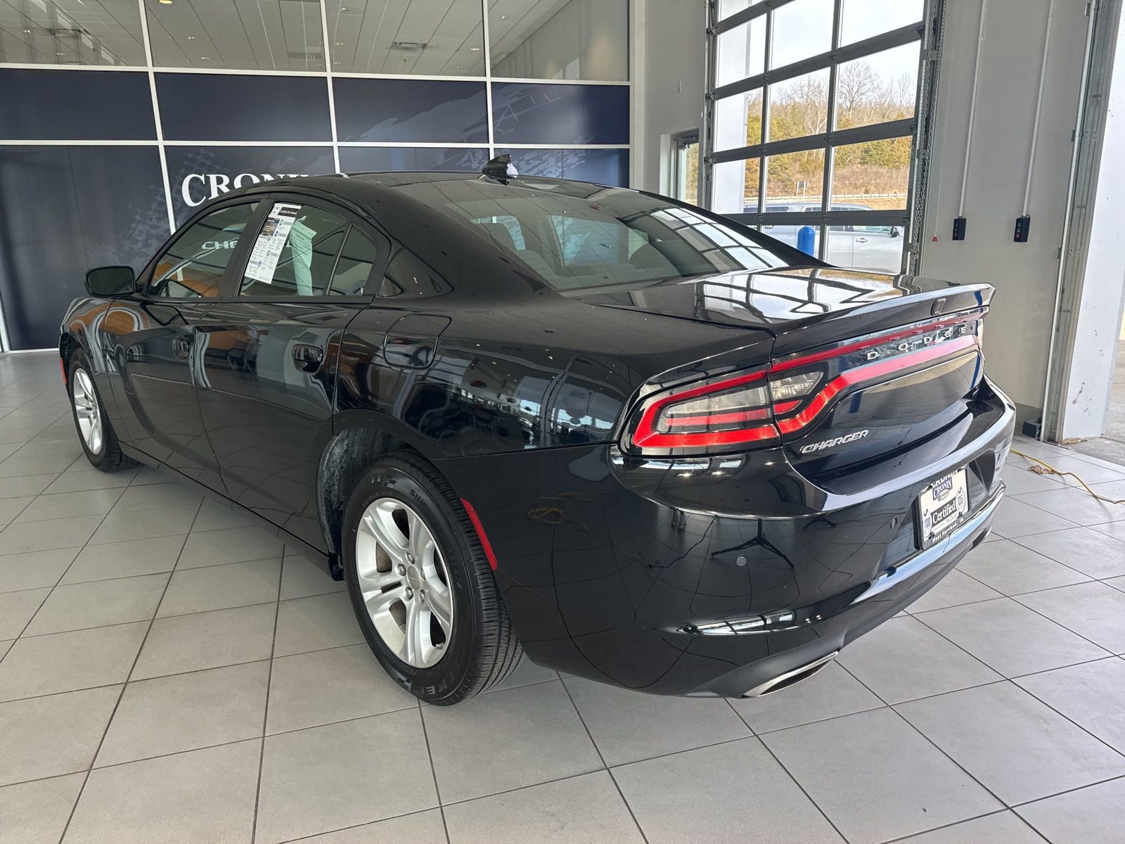 Used 2023 Dodge Charger SXT image 8