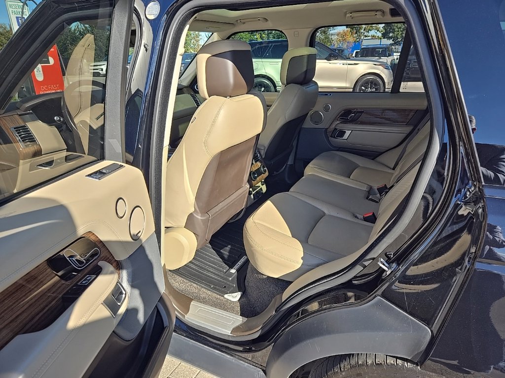 Used 2019 Land Rover Range Rover Supercharged AWD/4WD image 17