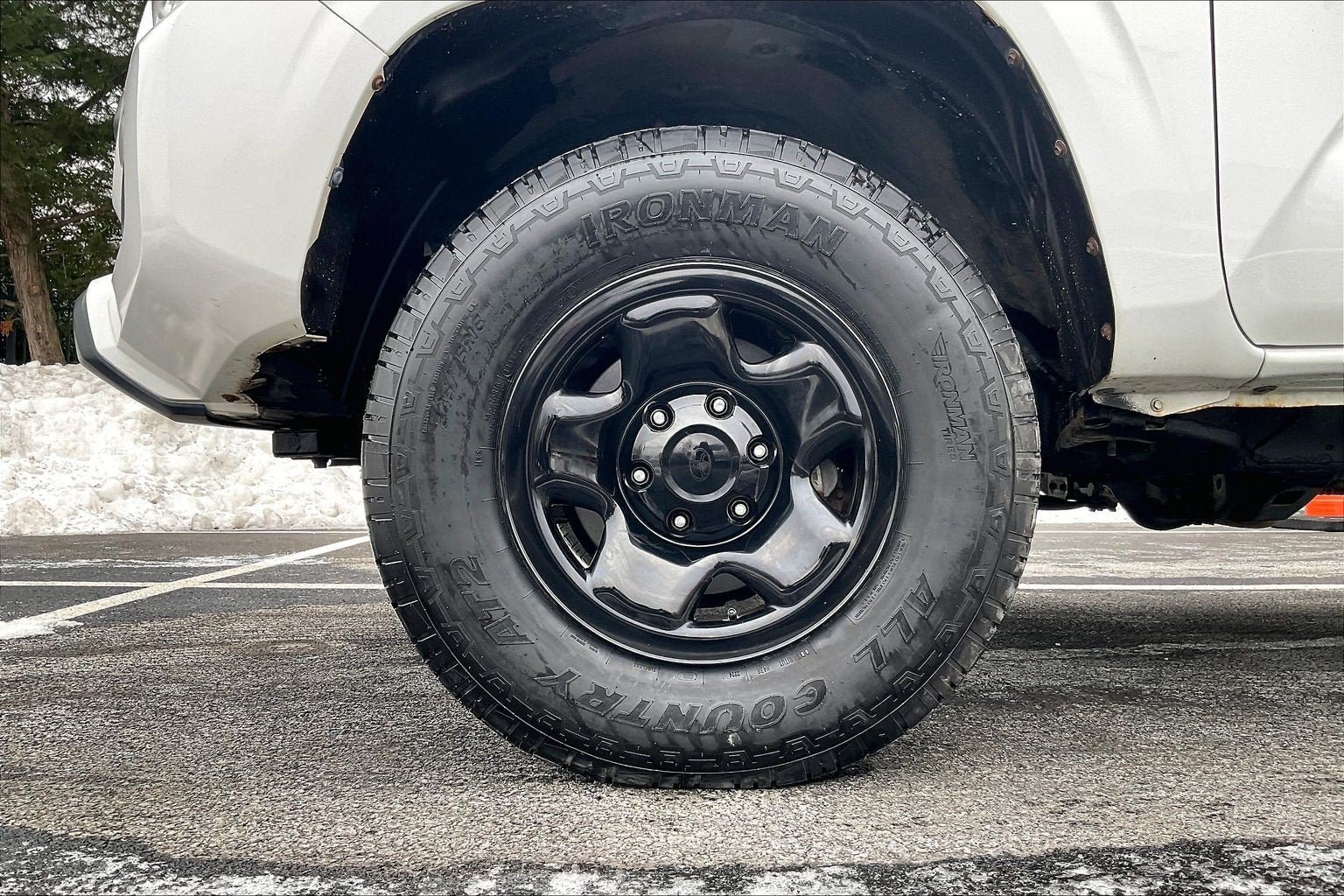 Used 2020 Toyota Tacoma SR AWD/4WD image 8