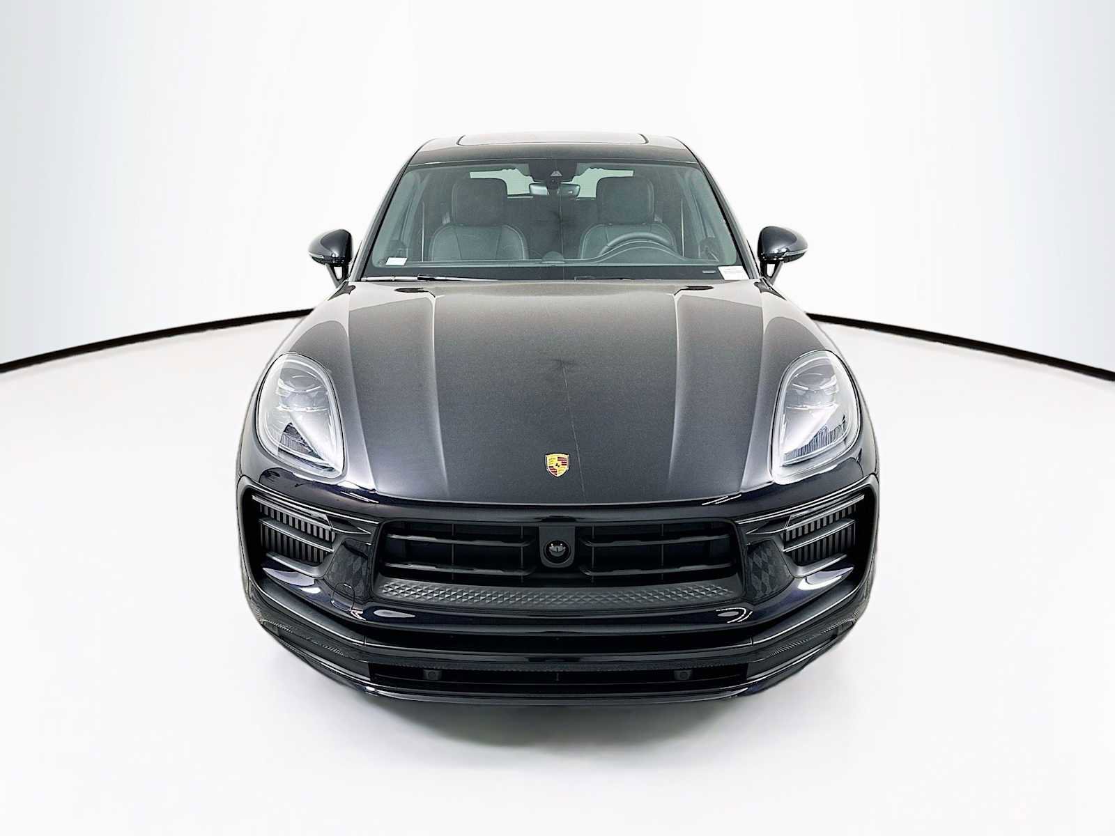 New 2025 Porsche Macan S image 6