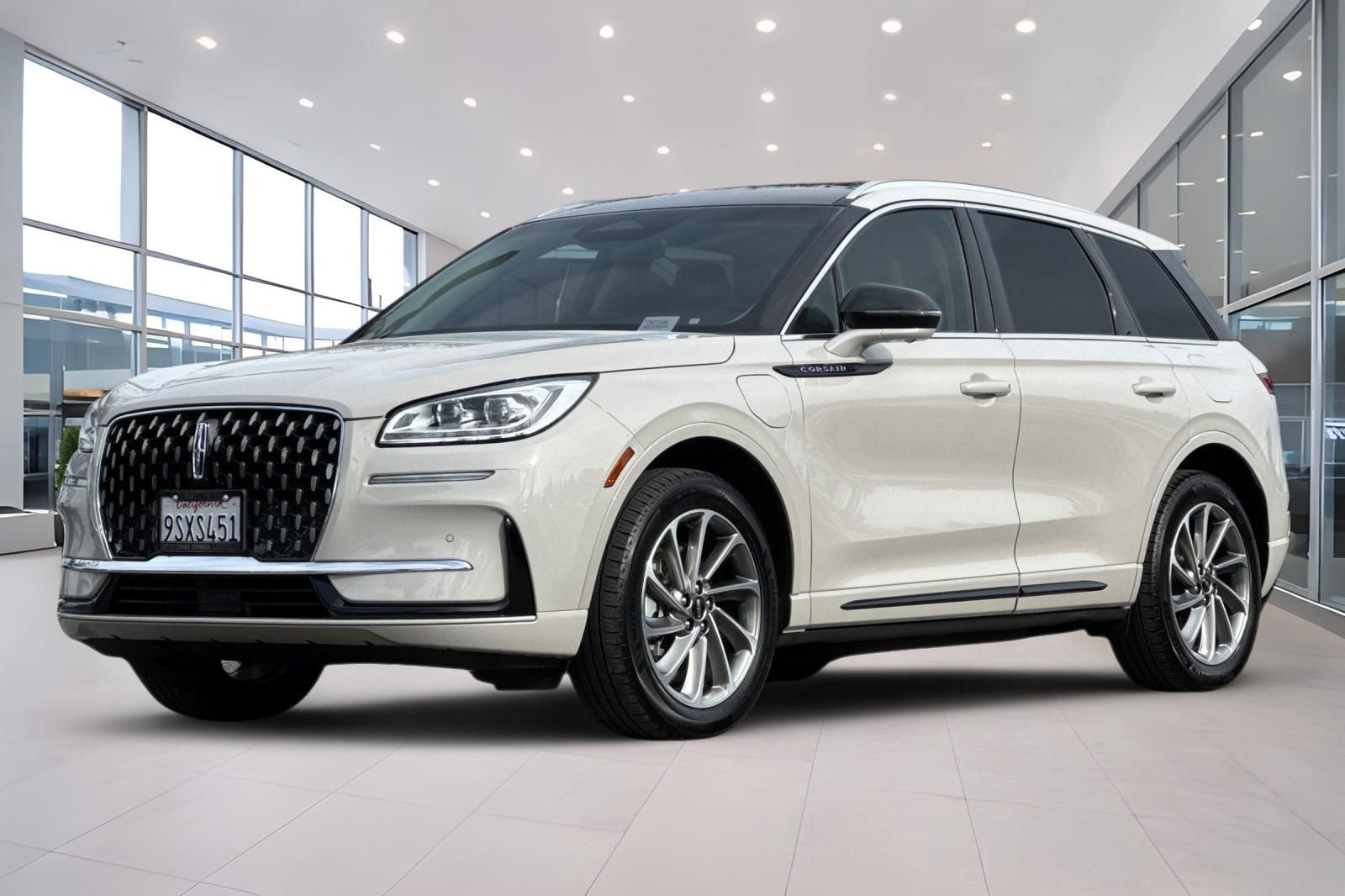 Used 2024 Lincoln Corsair Grand Touring w/ Equipment Group 301A image 8