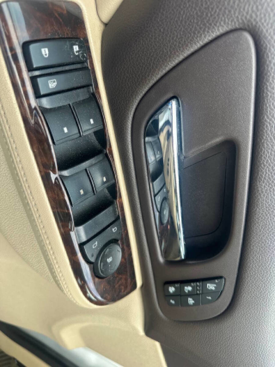 Used 2013 GMC Sierra 2500 Denali w/ Suspension Package, Off-Road image 11