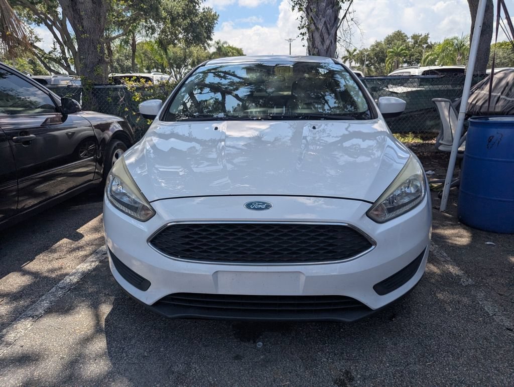 Used 2018 Ford Focus SE FWD video 2