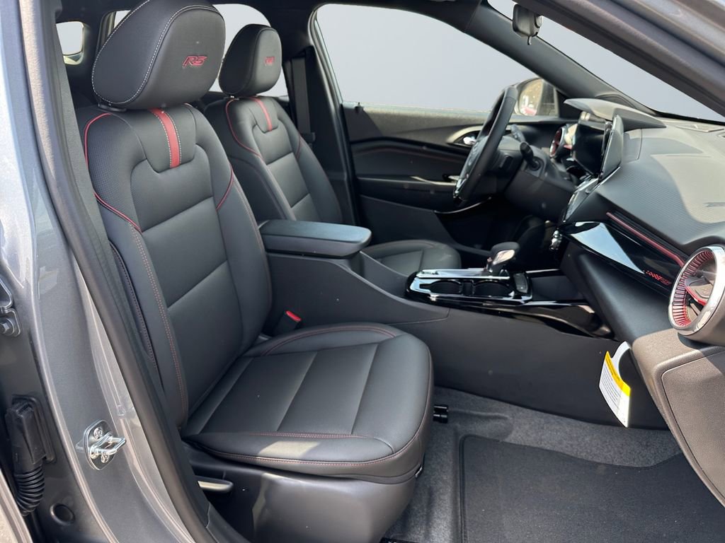 New 2026 Chevrolet Trax RS FWD image 15