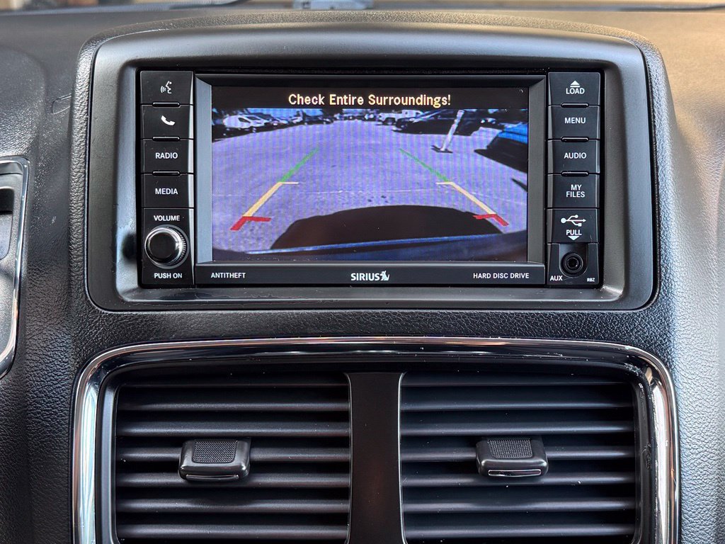 Used 2018 Dodge Grand Caravan SE w/ UConnect Hands-Free Group FWD image 25