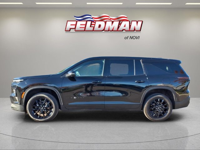 Used 2024 Chevrolet Traverse LS w/ Midnight/Sport Edition FWD image 4