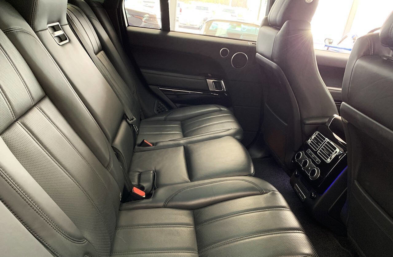 Used 2016 Land Rover Range Rover Supercharged AWD/4WD image 10