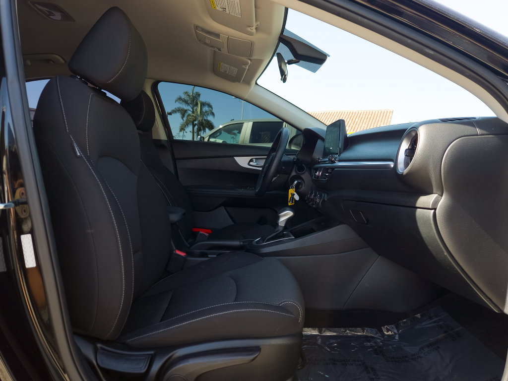 Used 2023 Kia Forte LXS FWD image 25