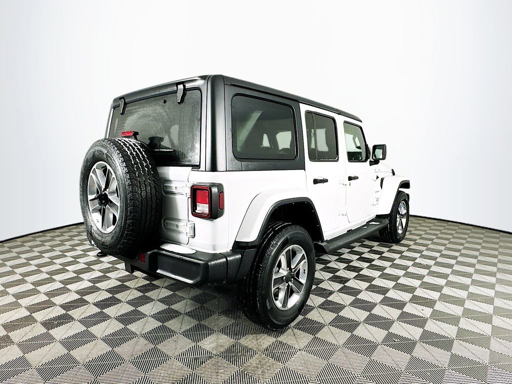 Certified 2022 Jeep Wrangler Unlimited Sahara w/ Cold Weather Group image 12