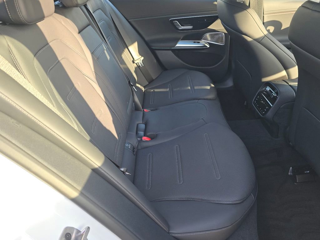 New 2026 Mercedes-Benz E 53 AMG e 4MATIC Sedan image 18