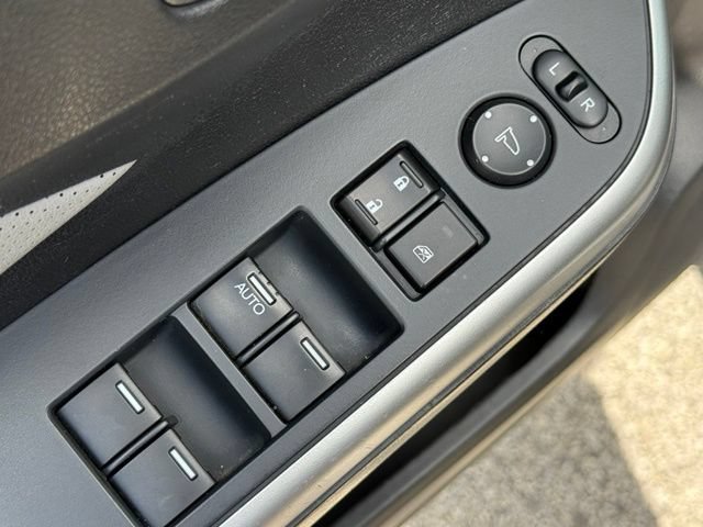 Used 2016 Honda CR-V Touring image 13