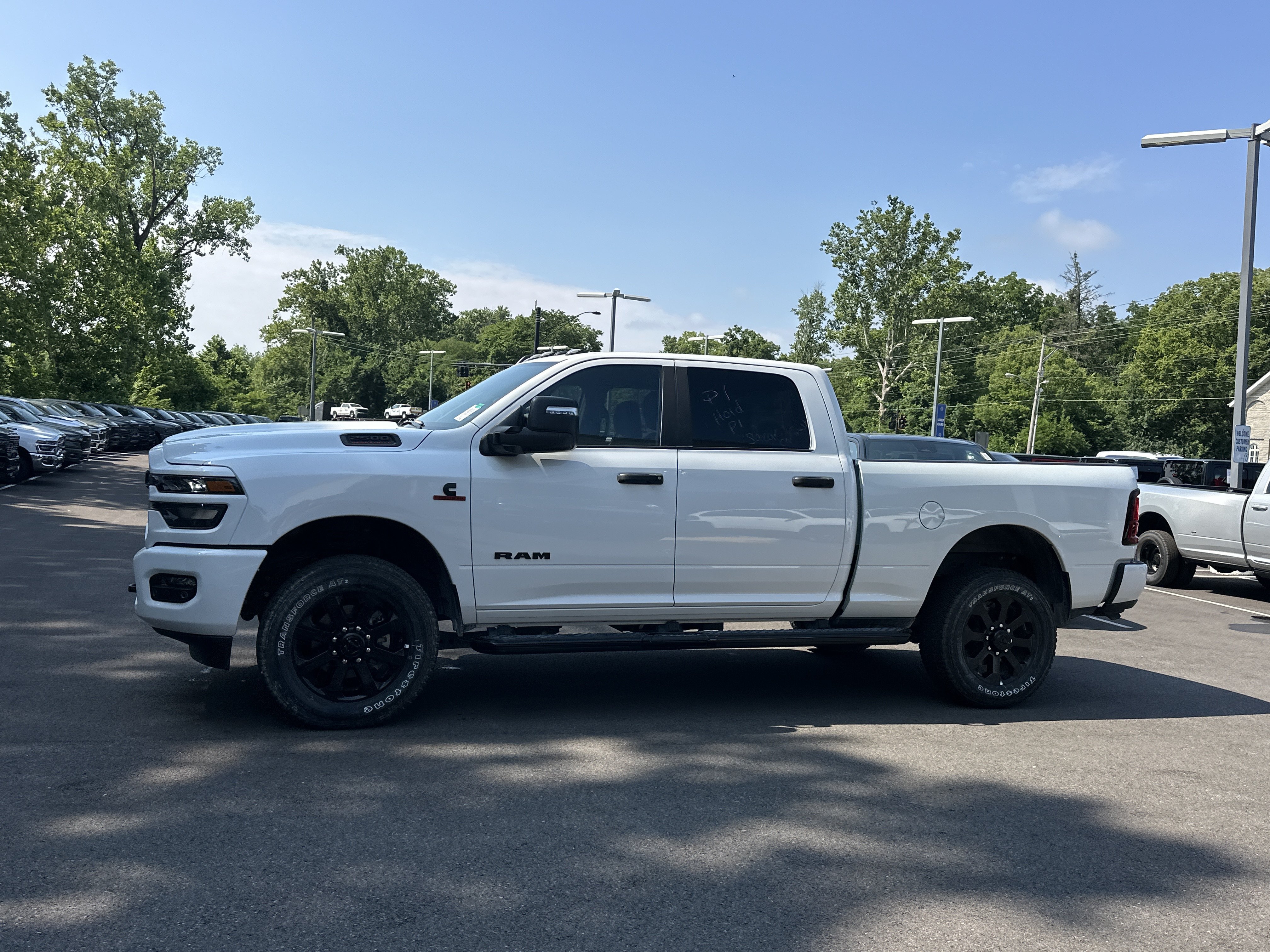 New 2026 RAM 2500 Big Horn AWD/4WD image 22