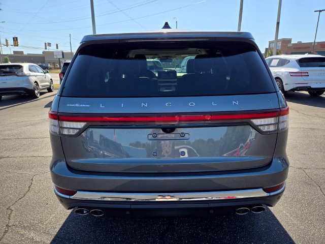 Used 2025 Lincoln Aviator Reserve w/ Illumination Package AWD/4WD image 7