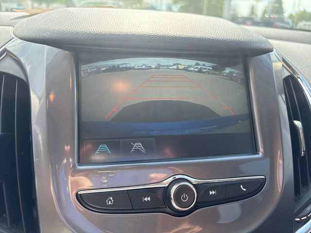 Used 2017 Chevrolet Cruze LT FWD image 25