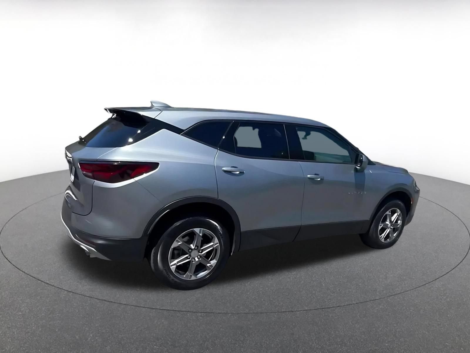 Used 2026 Chevrolet Blazer LT FWD image 15