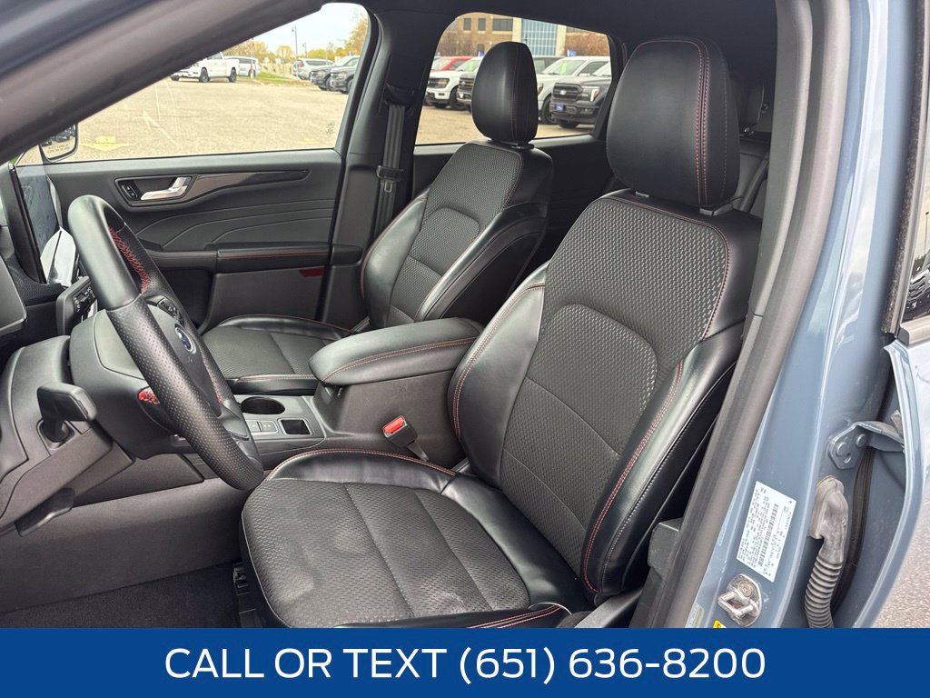 Used 2024 Ford Escape ST-Line w/ Tech Pack #1 AWD/4WD image 25